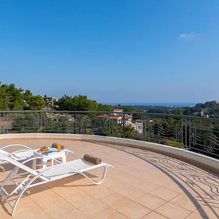 Villa Amaltheia