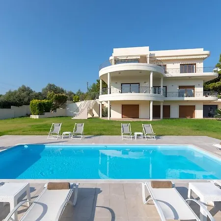 Amaltheia Villa *